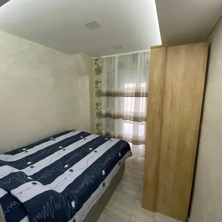 Apartment Daca 1 *