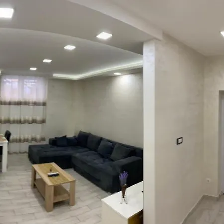 Apartment Daca 1 *